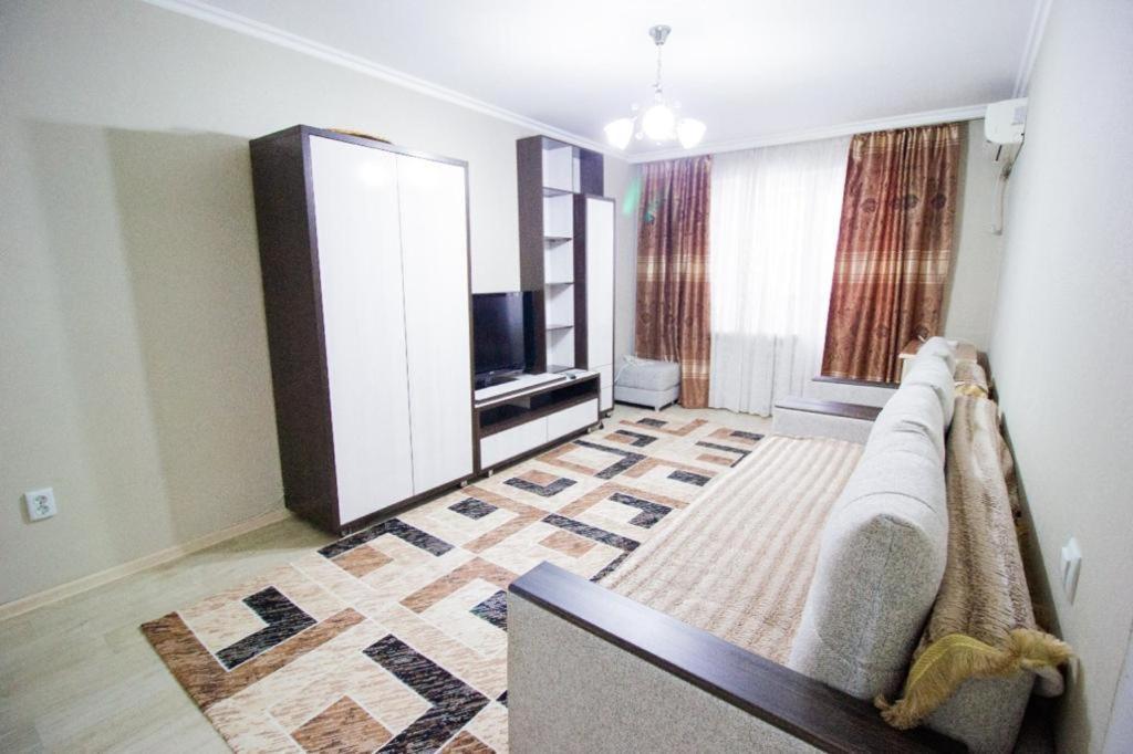Flat in the city center Tałdykorgan Zewnętrze zdjęcie